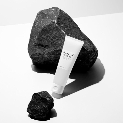 SKIN1004 Madagascar Centella Tone Brightening Cleansing Gel Foam - 125ml